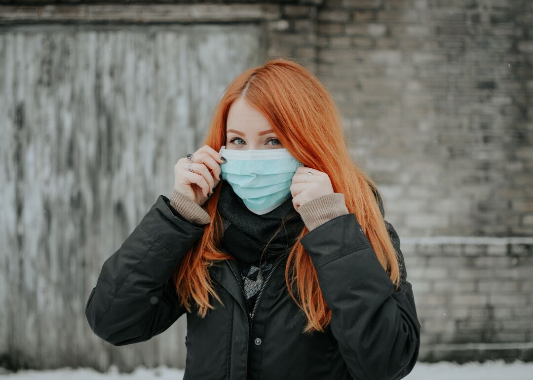 Myth #23: Being able to hold your breath for 10 seconds means you don't have COVID-19